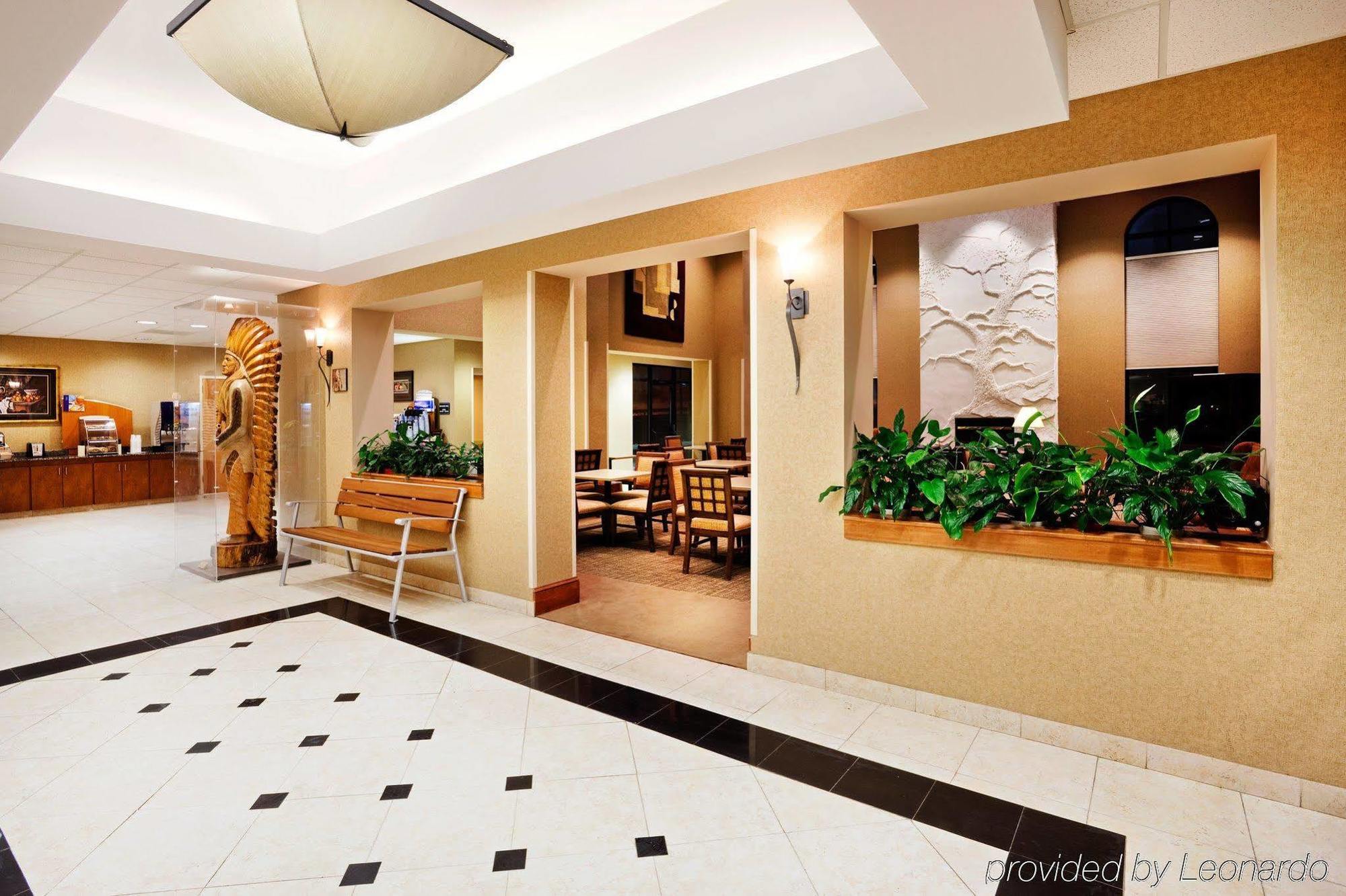 Hotel Express By Ihg 2*